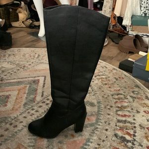 Breckelle’s Black Tall Boot